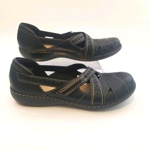 Clarks Ashland Spin ladies black shoes size 9